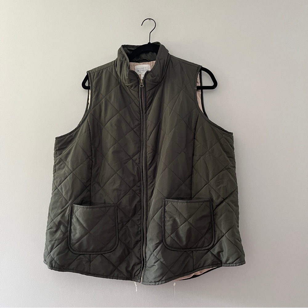 Market & Spruce Quilted Olive Green Puffer Vest